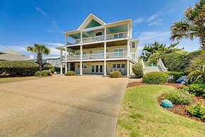 Atlantic Beach Condo - Walk to Beaches!