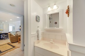Atlantic Beach Condo - Walk to Beaches!