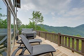 Hot Tub & Fire Pit: Blue Ridge Mtn Cabin!