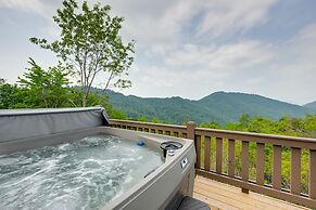 Hot Tub & Fire Pit: Blue Ridge Mtn Cabin!