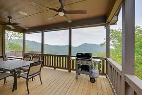 Hot Tub & Fire Pit: Blue Ridge Mtn Cabin!