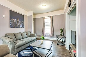 Cozy Ohio Retreat w/ Fire Pit & Charcoal Grill!