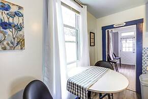 Cozy Ohio Retreat w/ Fire Pit & Charcoal Grill!