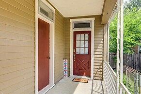 Cozy Ohio Retreat w/ Fire Pit & Charcoal Grill!