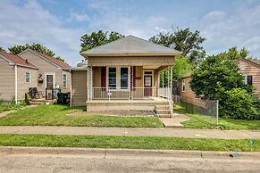 Cozy Ohio Retreat w/ Fire Pit & Charcoal Grill!