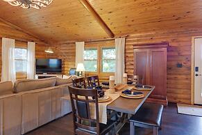 Cozy Brookville Home w/ Fire Pit & Deck!