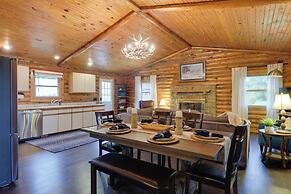 Cozy Brookville Home w/ Fire Pit & Deck!