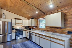 Cozy Brookville Home w/ Fire Pit & Deck!