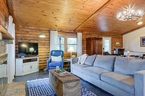 Cozy Brookville Home w/ Fire Pit & Deck!