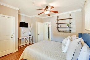 Auburn Retreat w/ Balcony - Walk to Campus!