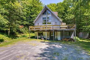 West Dover Home - Steps to Mount Snow Resort!