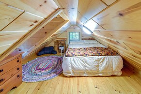 Marlinton Cabin Rental w/ Greenbrier River Access!