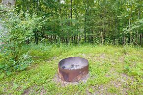 Marlinton Cabin Rental w/ Greenbrier River Access!