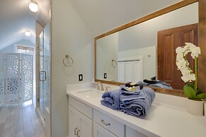 WFH Friendly: Abode w/ Balcony in Columbus!