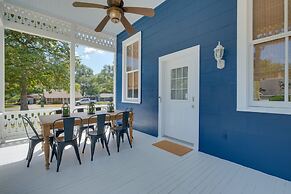 WFH Friendly: Abode w/ Balcony in Columbus!