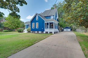 WFH Friendly: Abode w/ Balcony in Columbus!