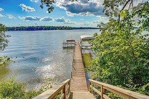 Waterfront Spirit Lake Vacation Rental w/ Dock!
