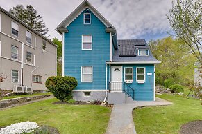 Pet-friendly Connecticut Retreat Near Golfing!