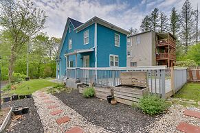 Pet-friendly Connecticut Retreat Near Golfing!