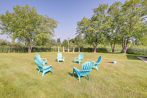 Jackson Lakefront Getaway w/ Balcony, Dock Access