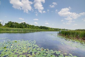 Jackson Lakefront Getaway w/ Balcony, Dock Access
