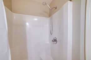 Jackson Lakefront Getaway w/ Balcony, Dock Access