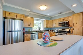 Lexington Home w/ Sunroom ~ 1 Mi to Lake Huron!