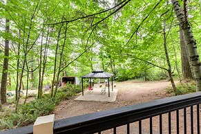 Charming Oregon Home w/ Private Pickleball Court!