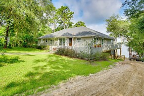 Hawthorne Vacation Rental w/ Access to Cue Lake