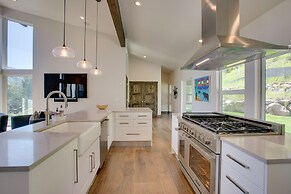 Avon Vacation Rental w/ Hot Tub & Mountain Views!