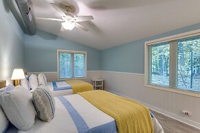 Riverfront Appleton Home With Pool & Boat Dock!