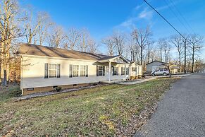 Benton Vacation Rental Near Kentucky Lake!