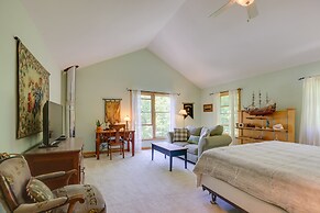 'lockes Glen' - Lakefront Geneva Getaway w/ Dock!