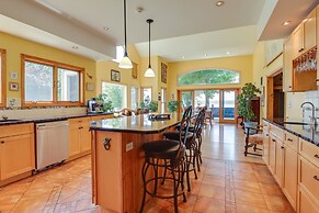 'lockes Glen' - Lakefront Geneva Getaway w/ Dock!