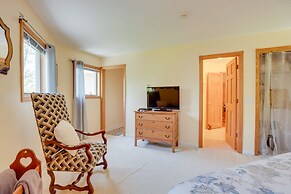 'lockes Glen' - Lakefront Geneva Getaway w/ Dock!