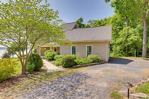 'lockes Glen' - Lakefront Geneva Getaway w/ Dock!