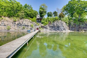 'lockes Glen' - Lakefront Geneva Getaway w/ Dock!