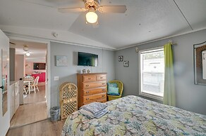 Walk to Shore: Myrtle Beach House w/ Private Deck!