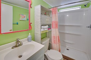 Walk to Shore: Myrtle Beach House w/ Private Deck!
