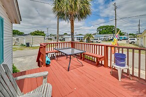 Walk to Shore: Myrtle Beach House w/ Private Deck!