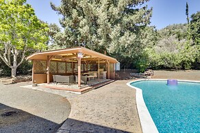 Vacation Rental 2 Mi to Clearlake Oaks Boat Launch