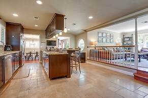 Luxury Sacramento Area Home ~ 13 Mi to Downtown