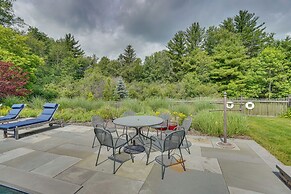 Stockbridge Retreat w/ Pool & Hot Tub!
