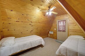 Lake Eufaula Retreat w/ Boat Slip & Fireplace!