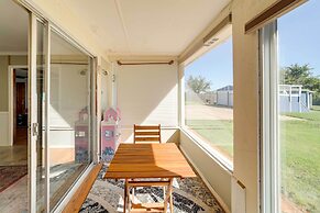Lakefront Keystone Lake Gem: Kayaks, Deck & Grill