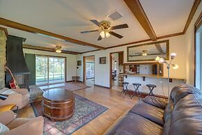 Lakefront Keystone Lake Gem: Kayaks, Deck & Grill
