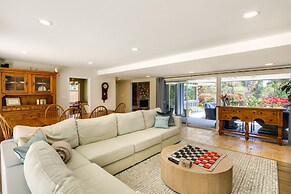 Whittier Vacation Rental: Close to Hiking Trails!