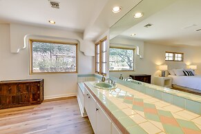 Chic Borrego Springs Home w/ Outdoor Oasis!