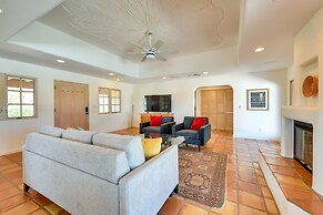 Chic Borrego Springs Home w/ Outdoor Oasis!