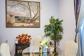 Lush Vallejo Cottage - 20 Mi to Napa Wineries